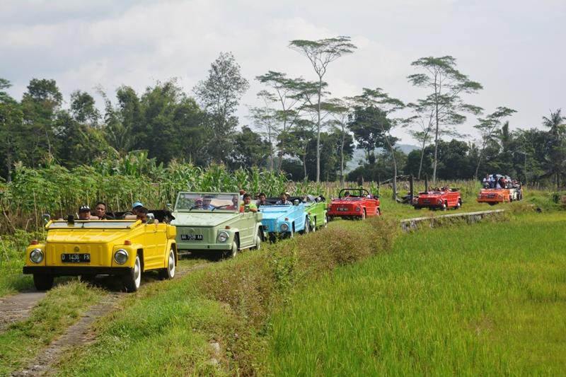  Berpetualang di Kawasan Borobudur dengan VW Safari