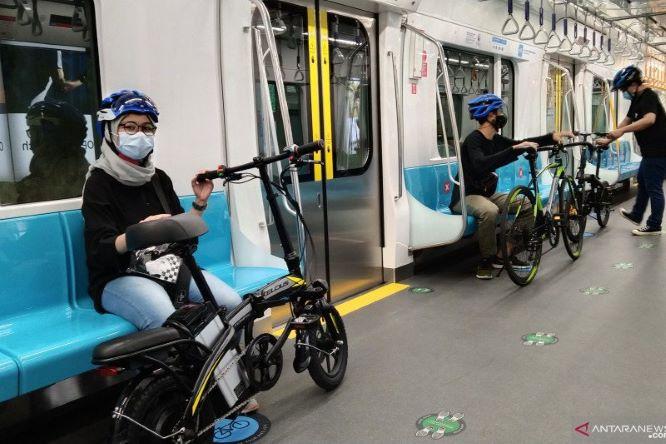  Penumpang MRT Jakarta Bawa Sepeda Nonlipat Mesti Simak Panduan Ini