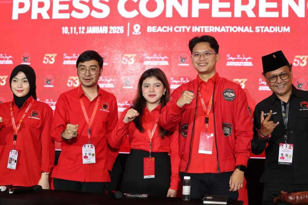 PDIP Sindir Wacana Pilkada Dipilih DPRD: “Kayak Poco-Poco, Demokrasi Jadi Maju-Mundur”