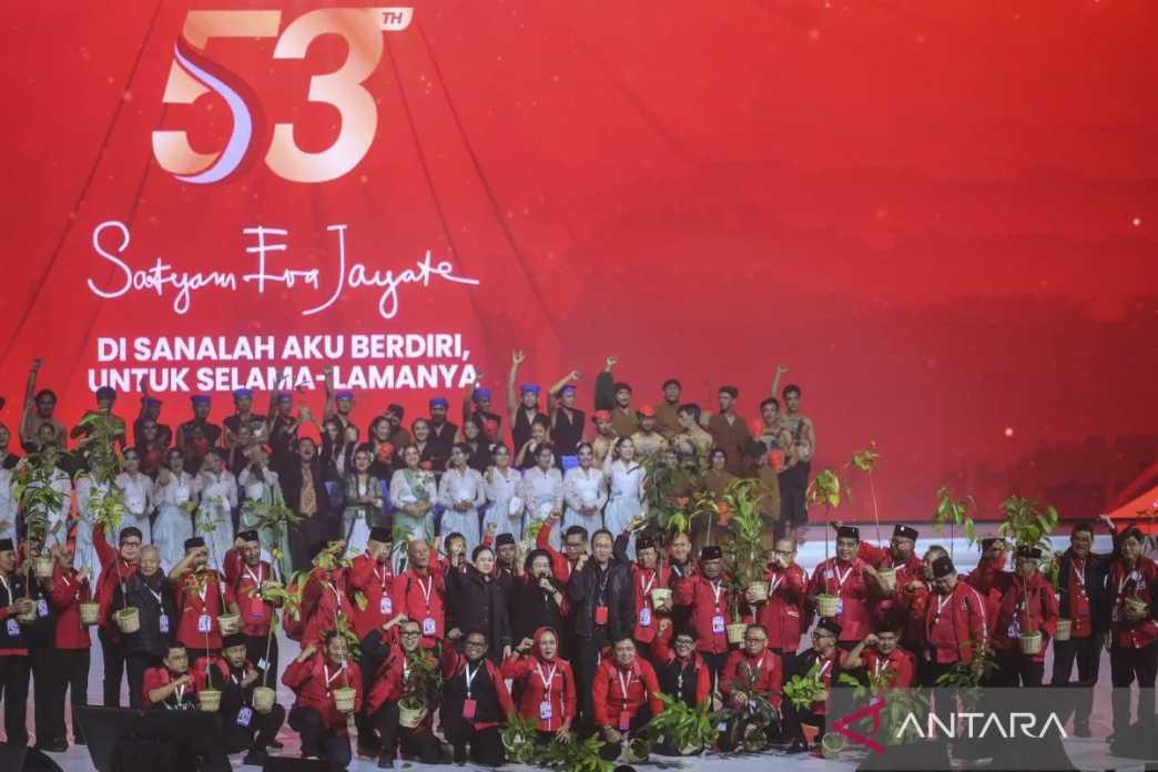 Rakernas PDIP: Puan Jelaskan Arti Partai Penyeimbang dalam Demokrasi