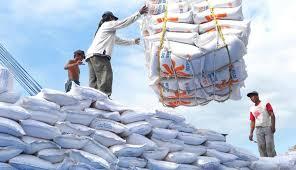  Impor Beras dan Nasib Petani