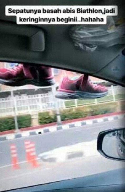  Wouw, Mobil  Mewah Artis Nia Ramadhani Dijadikan sebagai Jemuran?