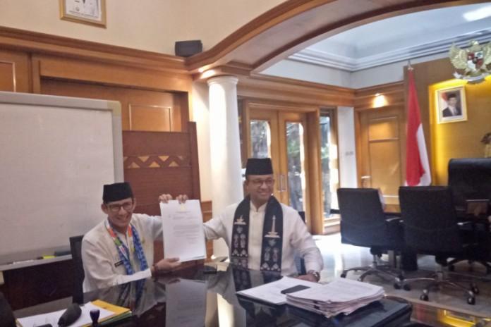  Resmi! Sandiaga Serahkan Surat Berhenti sebagai Wagub DKI Jakarta
