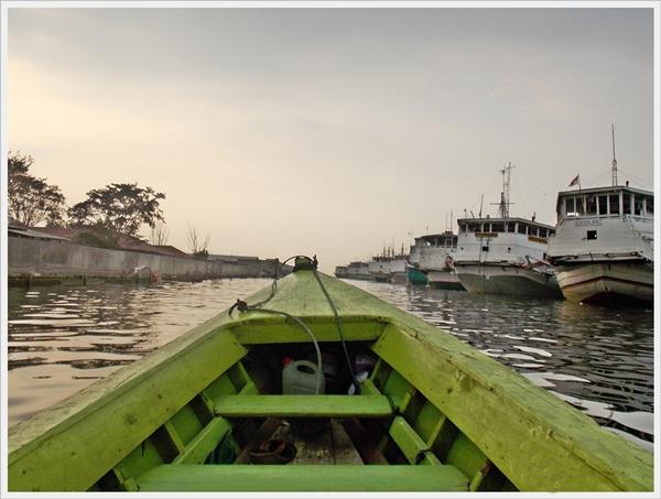  Berkeliling di Sekitar Perairan Pelabuhan Sunda Kelapa