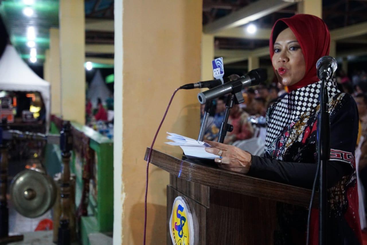  Kemendesa PDTT, Serahkan Bantuan Infrastruktur Pariwisata