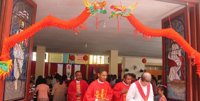  Warga Tionghoa Kupang Rayakan Imlek dengan Gelar Misa Syukur