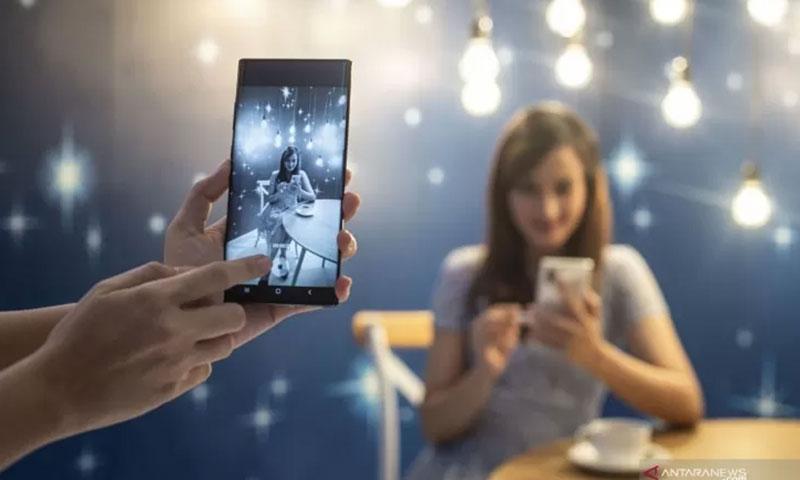  Samsung Bakal Merger Galaxy S dan Note?