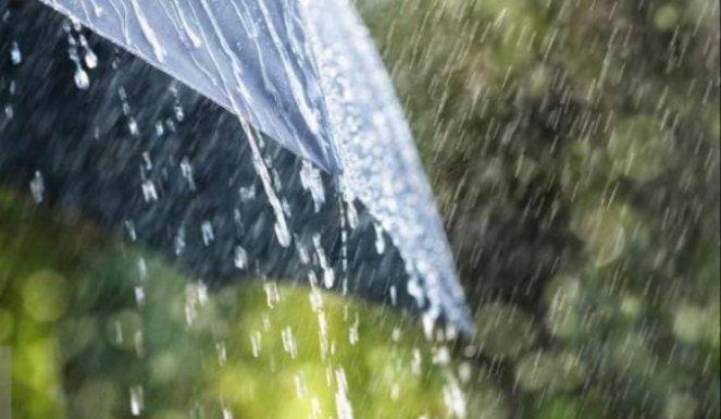  BMKG Ingatkan Potensi Hujan Sedang di Jaktim pada Jumat Sore