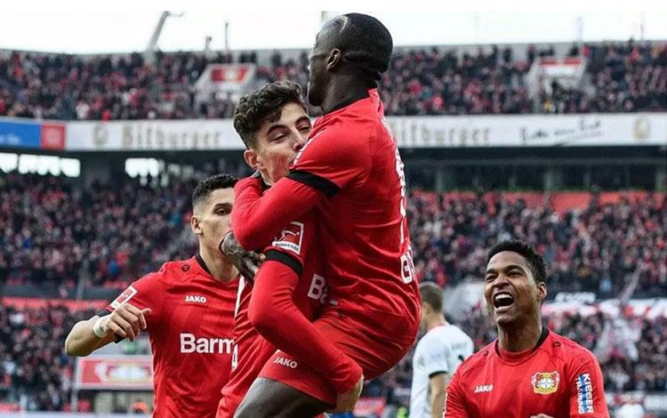  Leverkusen Sementara Sodok Empat Besar Setelah Hantam Frankfurt 4-0