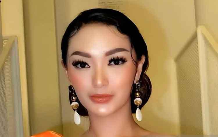  Zaskia Gotik Menikah dengan Sirajuddin Mahmud
