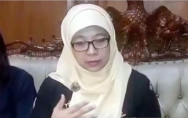 Presiden Berhentikan Anggota KPAI Sitti Hikmawatty