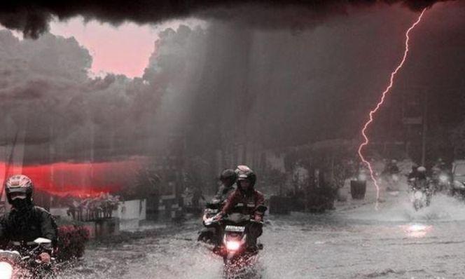  Tiga Hari Kedepan, BPBD DKI Imbau Warga Waspadai Potensi Hujan Petir