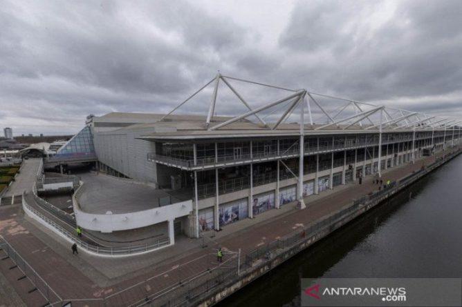  Cegah Penyebaran Varian Baru COVID-19, Inggris Kembali Operasikan Rumah Sakit Darurat 