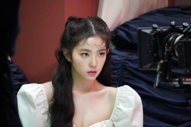  Februari, Irene Red Velvet Bersiap Debut di Layar Perak 
