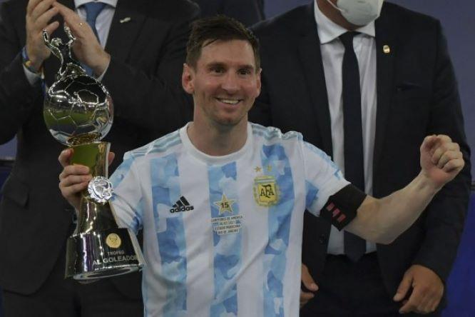  Messi Dedikasikan Copa America untuk Keluarga, Negara, dan Maradona