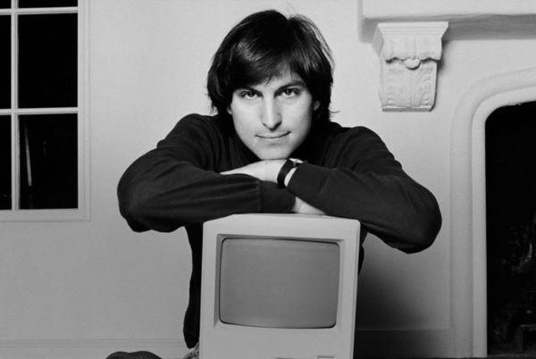  Mengenang 10 Tahun Kepergian Steve Jobs