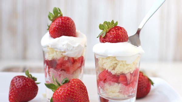  Maniskan Lebaranmu dengan Strawberry Shortcake