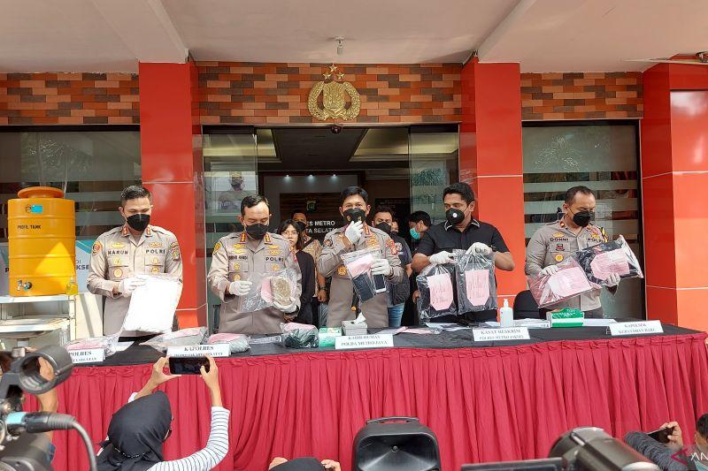  Polisi Ungkap Perampok Tenggak Minuman Keras Sebelum Begal Anggota TNI