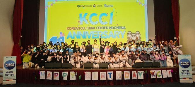  Penampilan Puncak K-Pop Academy 2022 bak K-Pop Idol