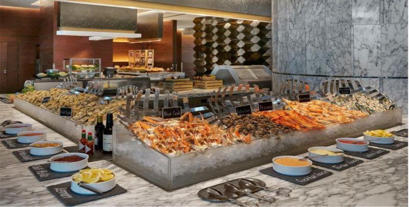  Menikmati Sunday Brunch Bergaya Asia & Mediteranea di Latest Recipe, Le Meridien Bangkok