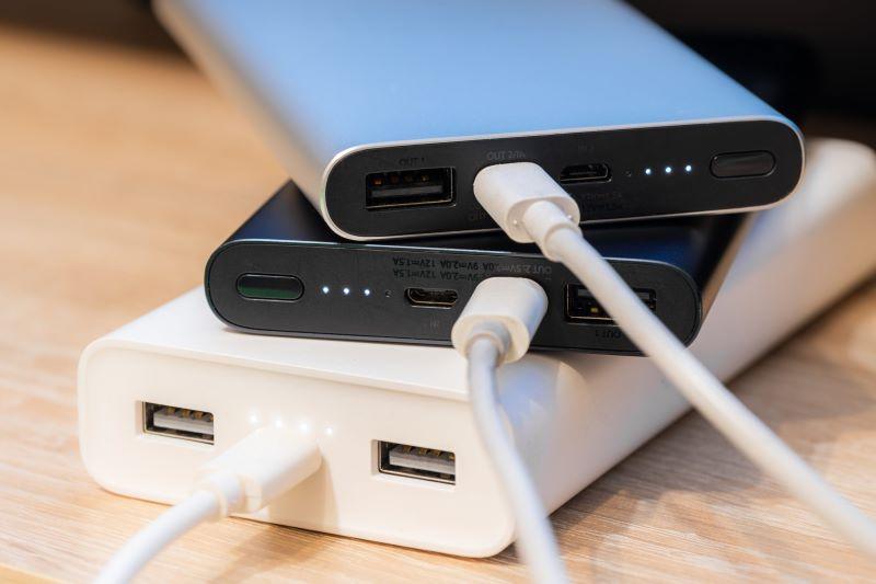  Jangan Sembarangan, Ini 7 Tips Memilih Powerbank yang Pas
