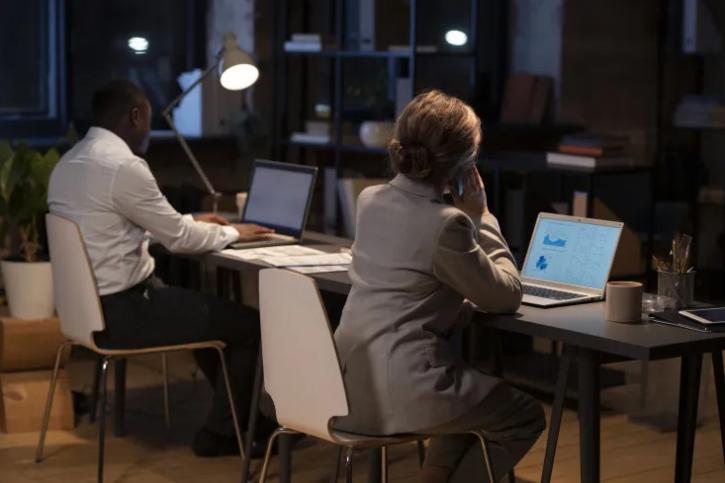  Pekerja Shift Malam Rentan Terkena Diabetes, Obesitas