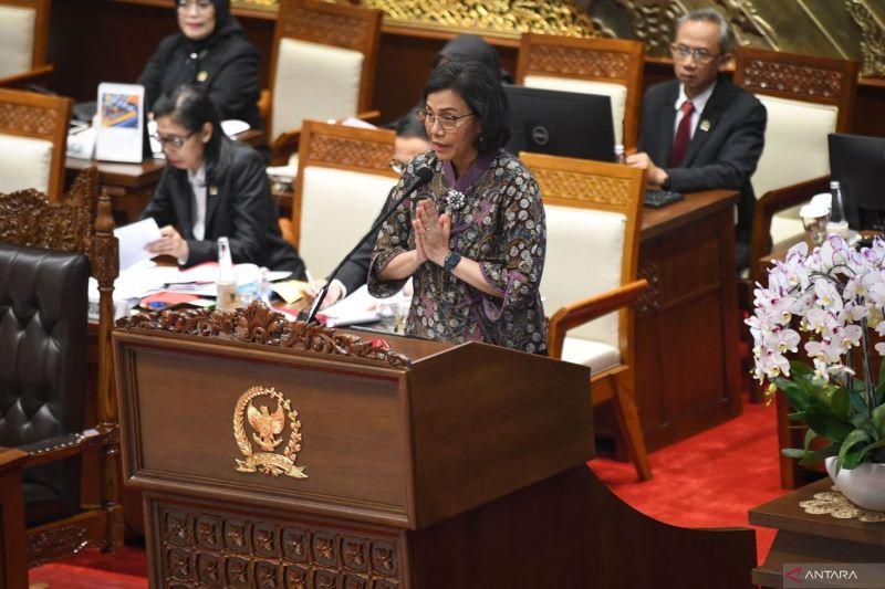  Menkeu Sri Mulyani Targetkan Pertumbuhan Investasi 5,9 Persen pada 2025 