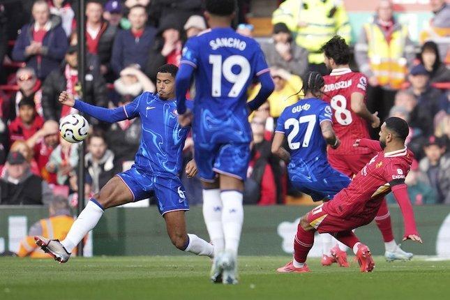  Liverpool Kembali ke Puncak Klasemen Setelah Tekuk Chelsea 2-1