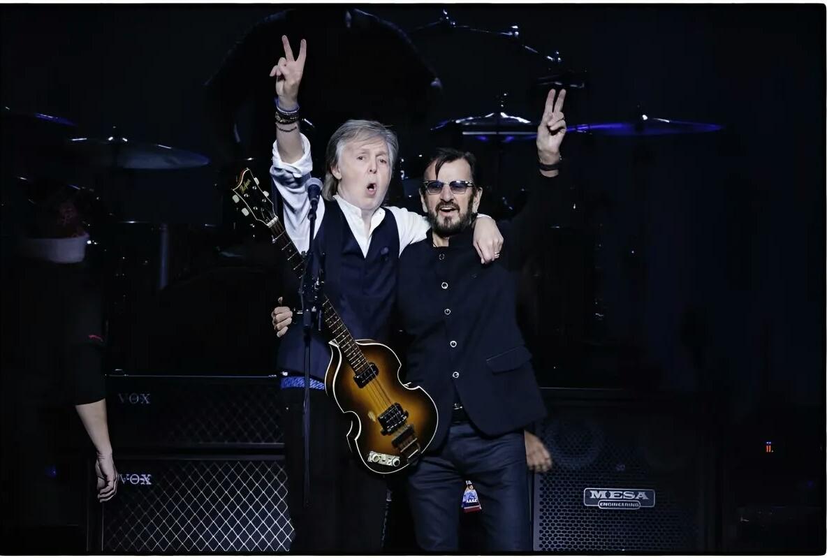  Ringo Starr dan Ronnie Wood Tampil di Konser Penutup Paul McCartney