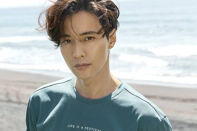  Kim Young Chul Ungkap Belum Pernah Bertemu Won Bin, Begitu Melihat di Pesawat Dia Hanya Bisa Berkomentar ‘WOW‘