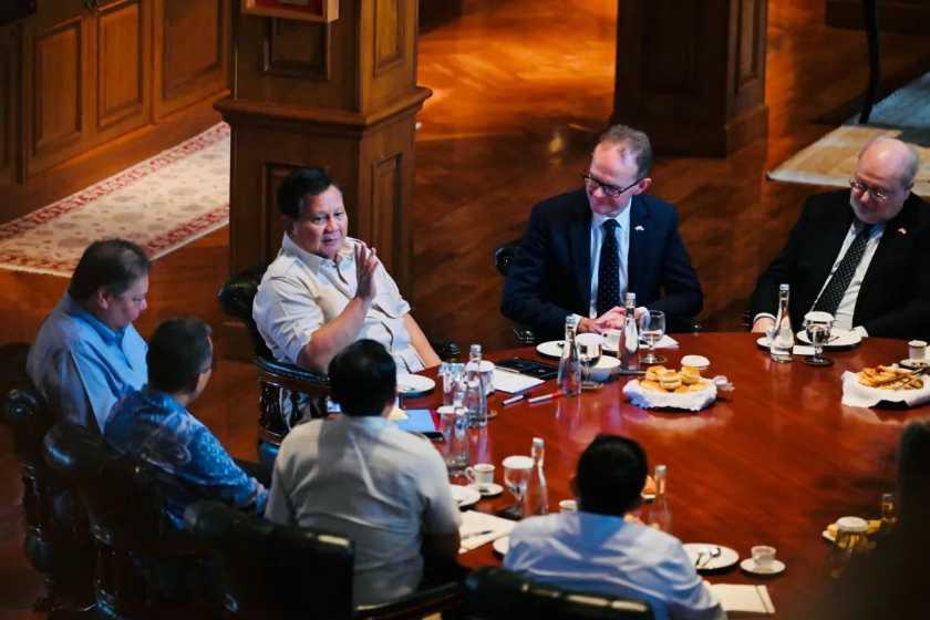   Presiden Prabowo dan Utusan PM Inggris Bahas Kerja Sama Pendidikan