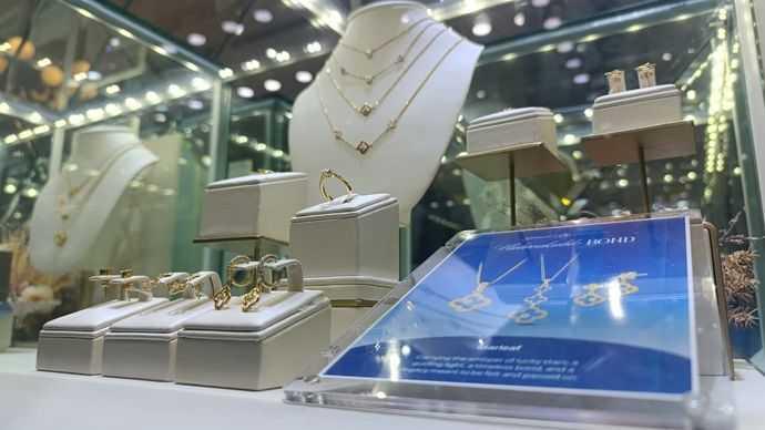  Unbreakable Bond: Makna Mendalam di Balik Koleksi Perhiasan Goldmart 34 Tahun