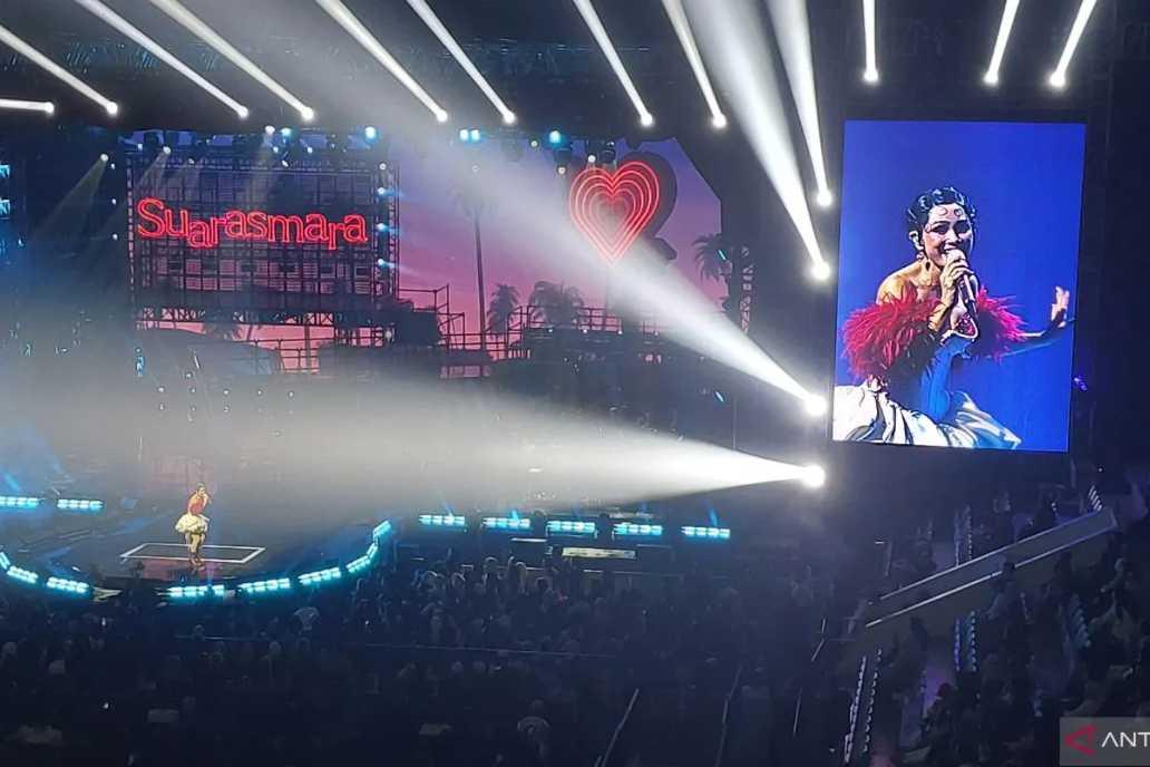  Andien Hadirkan Empat Babak Emosional dalam Konser Suarasmara 25 Tahun Berkarya