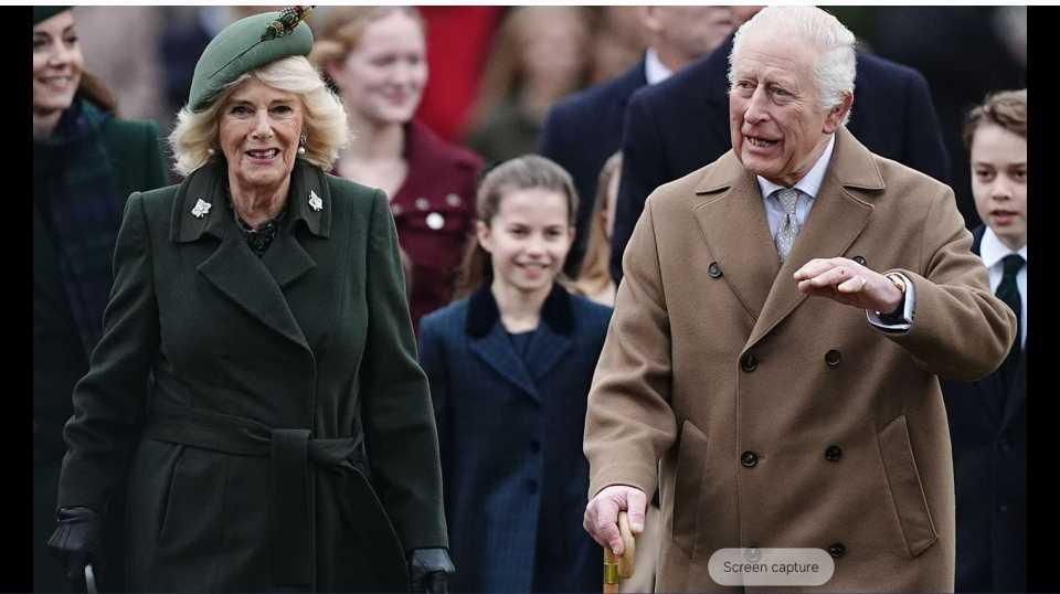  Keluarga Kerajaan Hadiri Kebaktian Natal di Sandringham