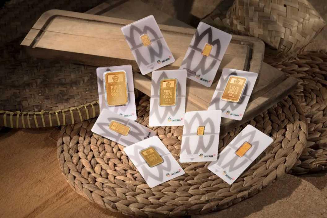  Harga Emas Antam Stabil di Akhir Pekan, Turun Rp16.000 dari Level Tertinggi