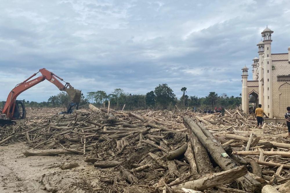  WALHI: Banjir Aceh Timur Dipicu Kerusakan Hulu DAS Jambo Aye, Hutan Rusak 1.100 Hektare