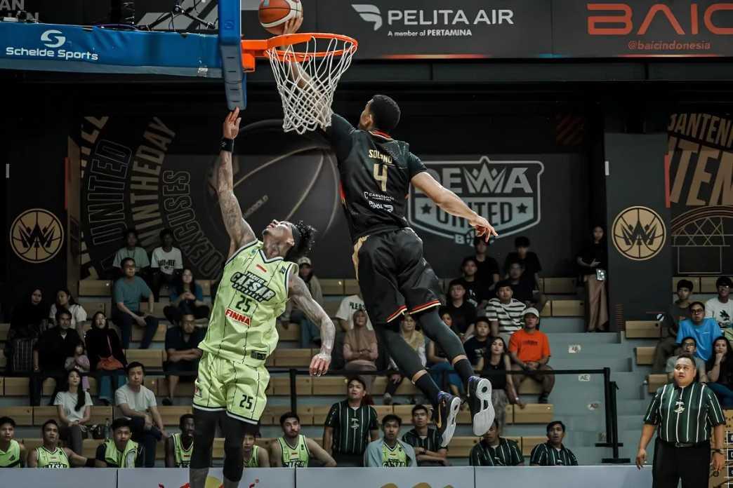  Joshua Ibarra Menggila! Dewa United Kandaskan Pacific 92-82