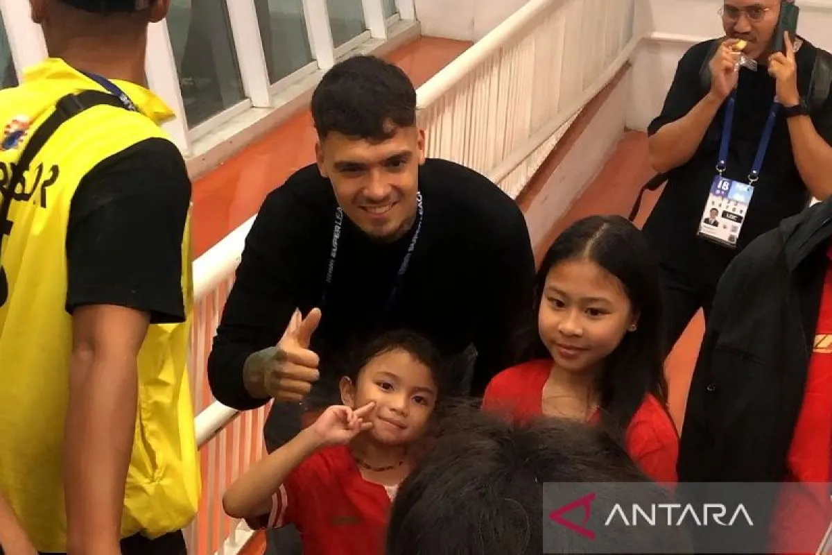  Persija Ungkap Alasan Rekrut Shayne Pattynama