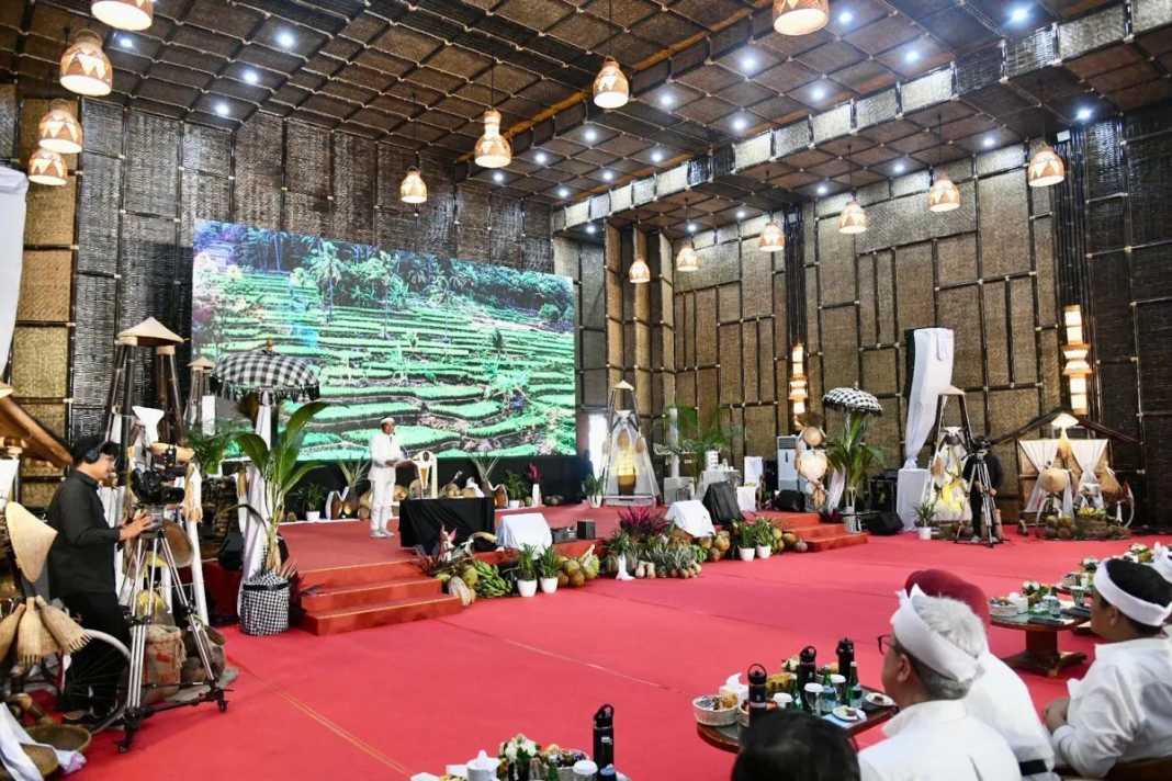  Investasi Jabar Rp296,8 T, Dedi Tantang BJB Berani Ekspansi Industri