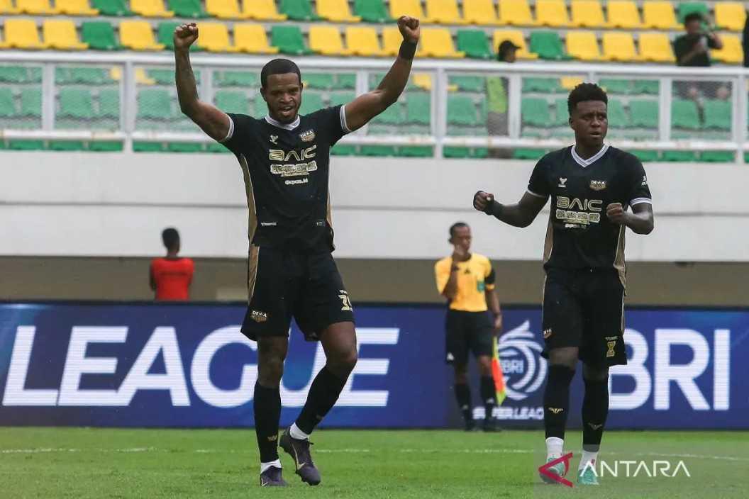  Dewa United Jaga Momentum, Arema FC Tumbang 0-2 di Banten