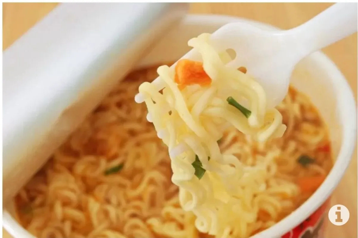  Terlalu Banyak Mi Instan? Ini Risiko Kesehatan yang Harus Kamu Tahu