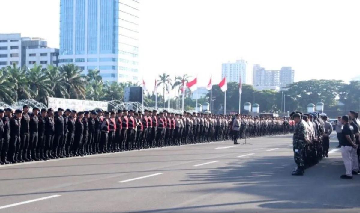  Polres Jakpus Siaga, 1.948 Aparat Kawal Aksi FSPMI di Senayan