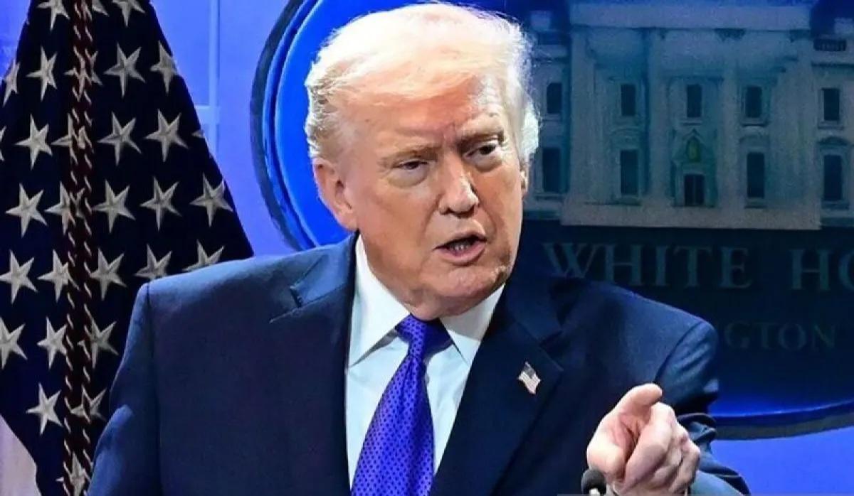  Trump Klaim Sudah Peringatkan Paus Leo XIV soal Ancaman Nuklir Iran